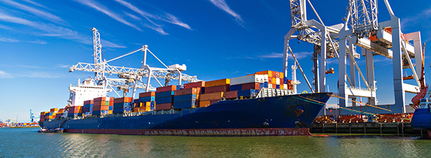Les émissions de soufre du transport maritime plafonnées dès 2020